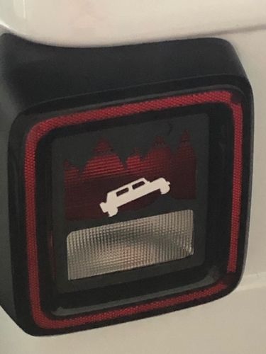 Customer photo review of Tail Light Guards - Car for 18-19 Jeep Wrangler JL
