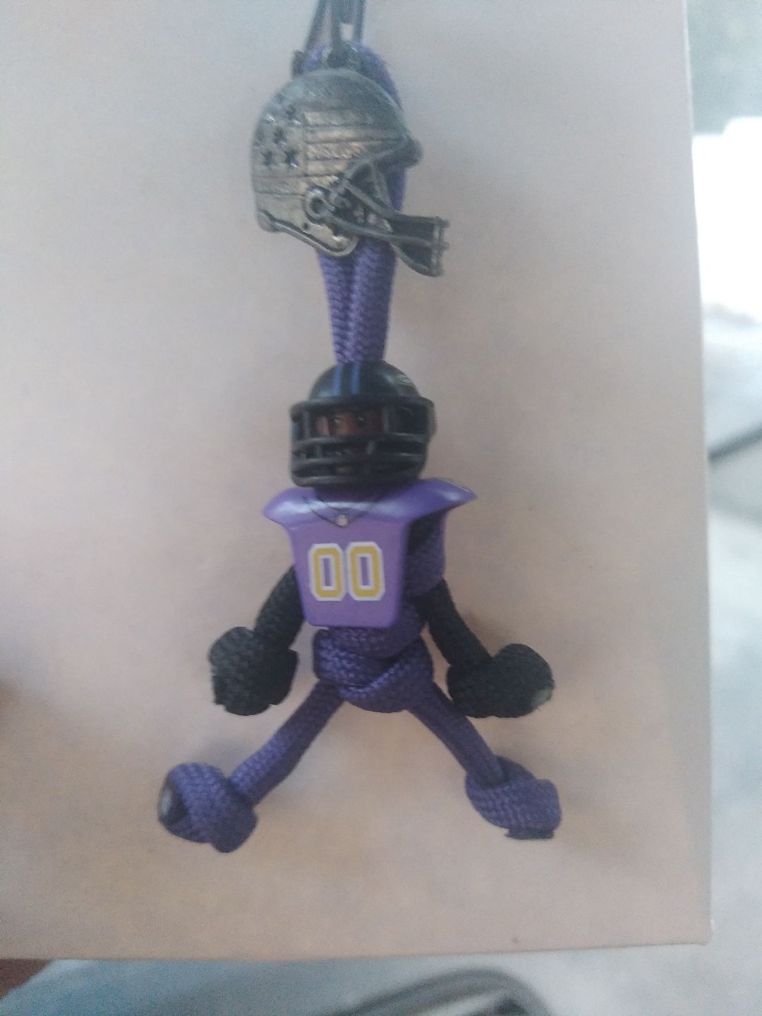 Customer photo review of Baltimore Ravens Paracord Buddy Keychain