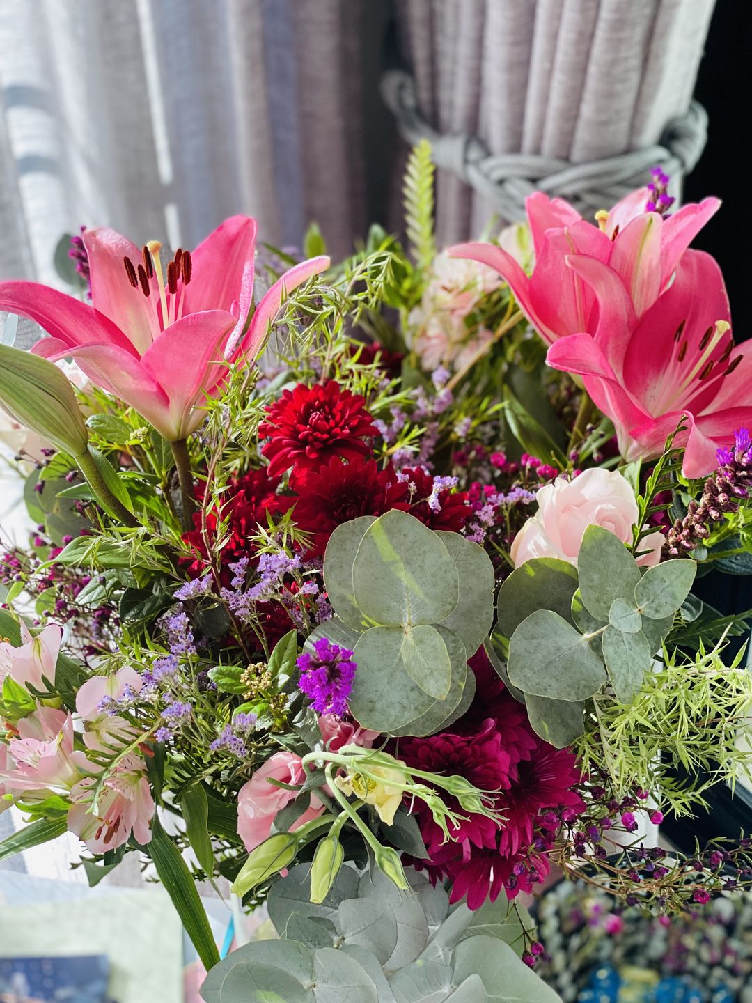 Customer photo review of Seasonal Flower Bunch
