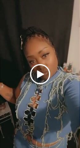 Customer video review of Beyoncé Honey Blonde Knotless Braids