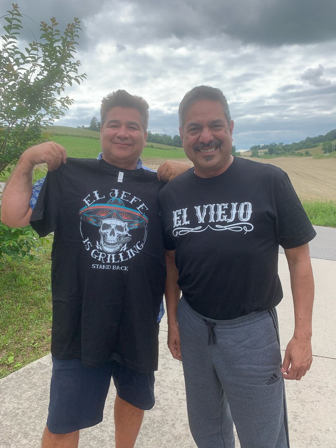 Customer photo review of Premium El Jefe Is Grilling OG Greaser Tee