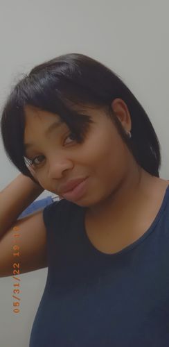 Customer photo review of Brazilian Fringe Bob - 8"