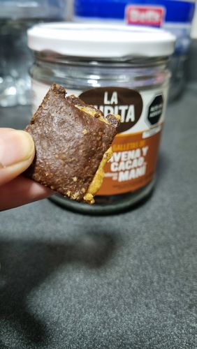 Customer photo review of Frasco de Galletas de avena y cacao rellenas de mani 200g