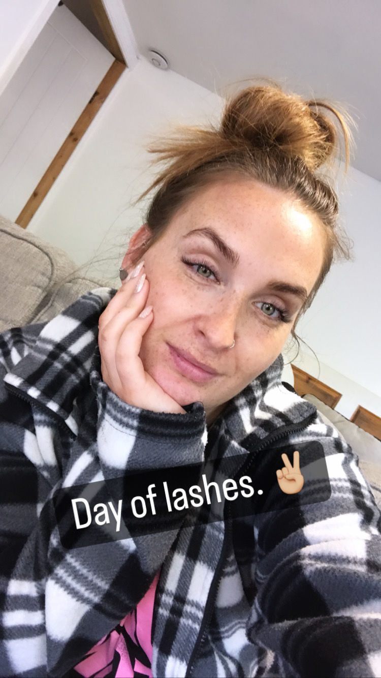 Customer photo review of 0.15 Flat Split Tip Cashmere Eyelash Extensions (16 lines)