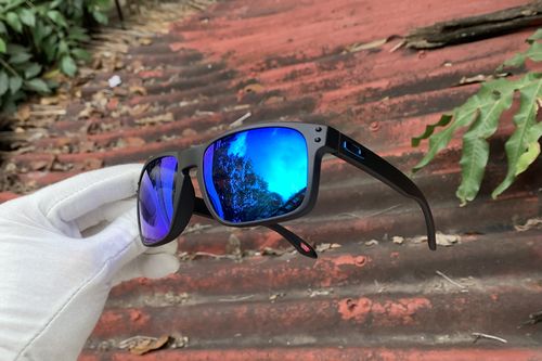Customer photo review of MRY Replacement Lenses for Oakley Holbrook