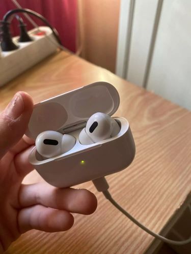 Customer photo review of Wireless Earphones