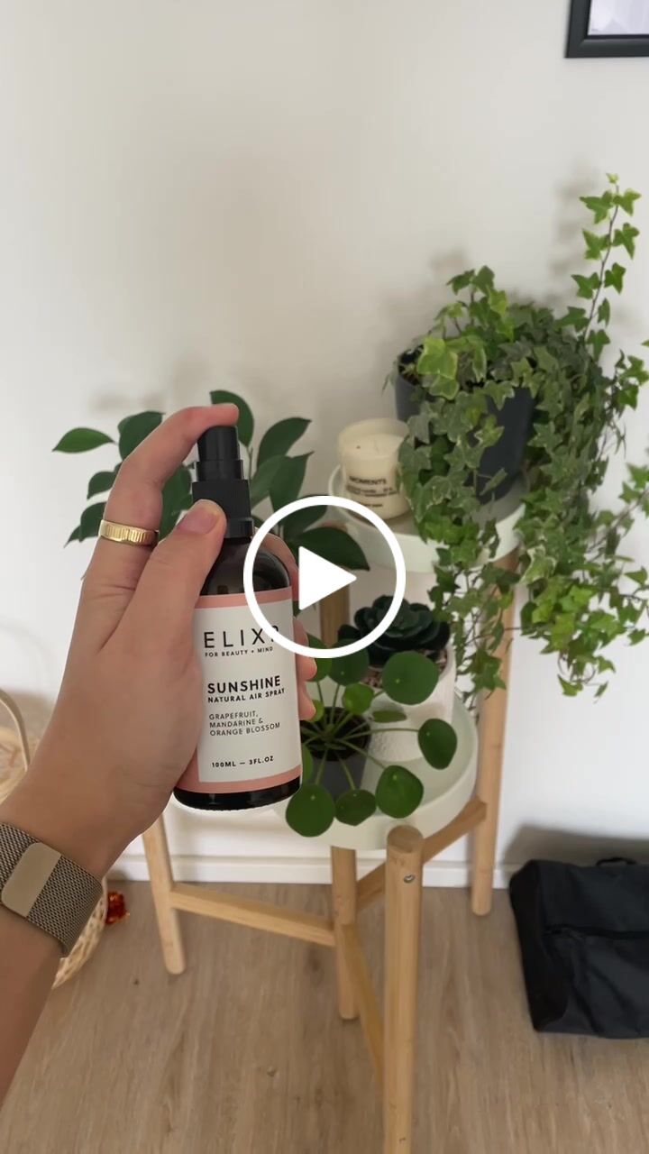 Customer video review of SUNSHINE Raum- & Maskenspray