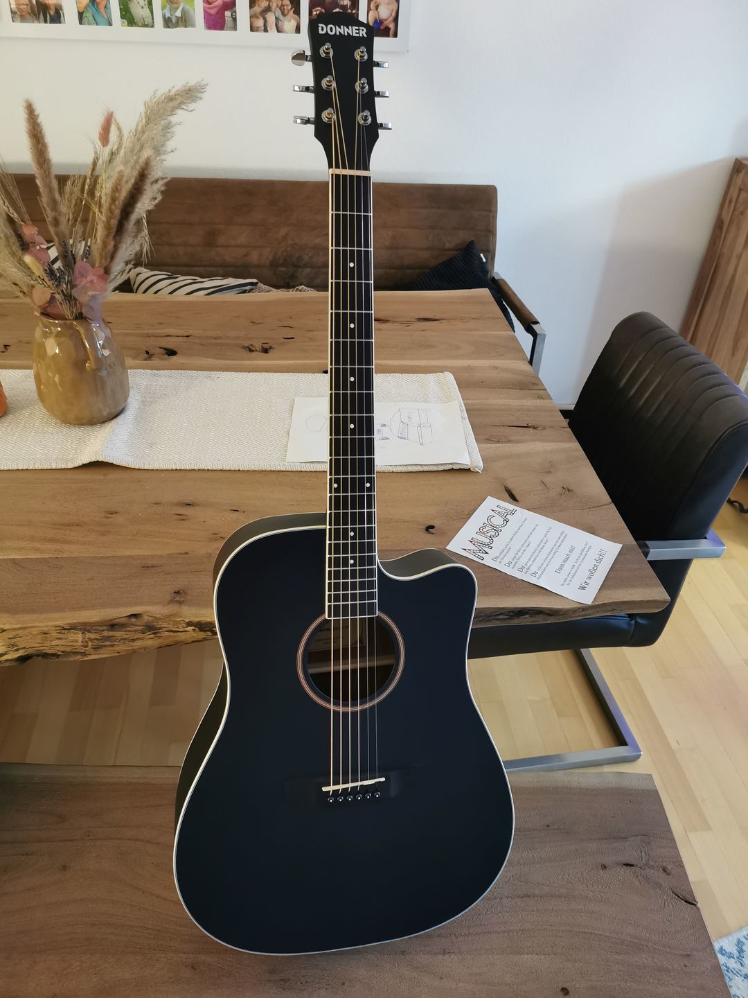 Customer photo review of Donner DAG-1CB Guitare Acoustique 4/4 Guitare Folk 41 Pouces