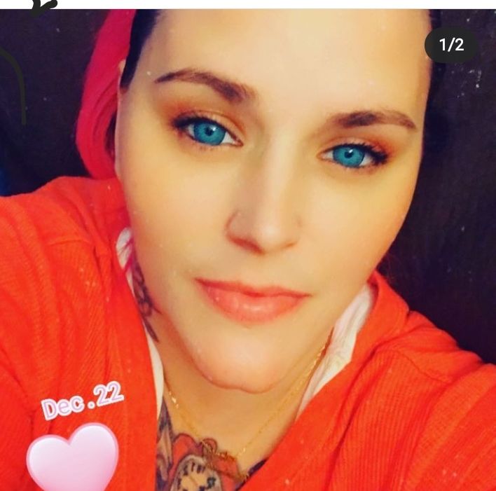 Customer photo review of Pixie Green Colored Contact Lenses