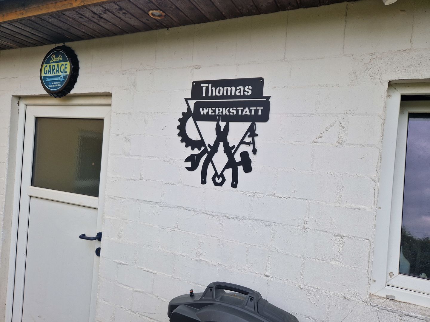 Customer photo review of "Werkstattschild - Dreieck" aus edlem Stahl (personalisierbar)