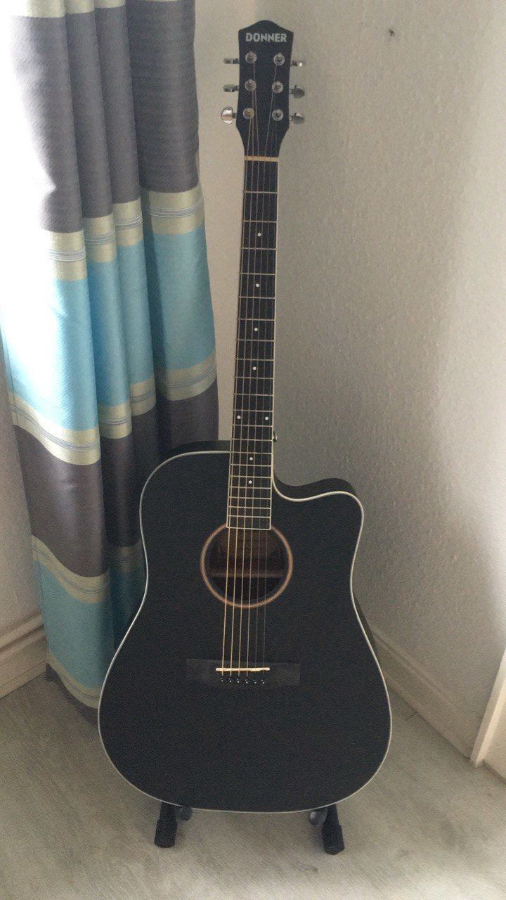 Customer photo review of Donner DAG-1CB Guitare Acoustique 4/4 Guitare Folk 41 Pouces