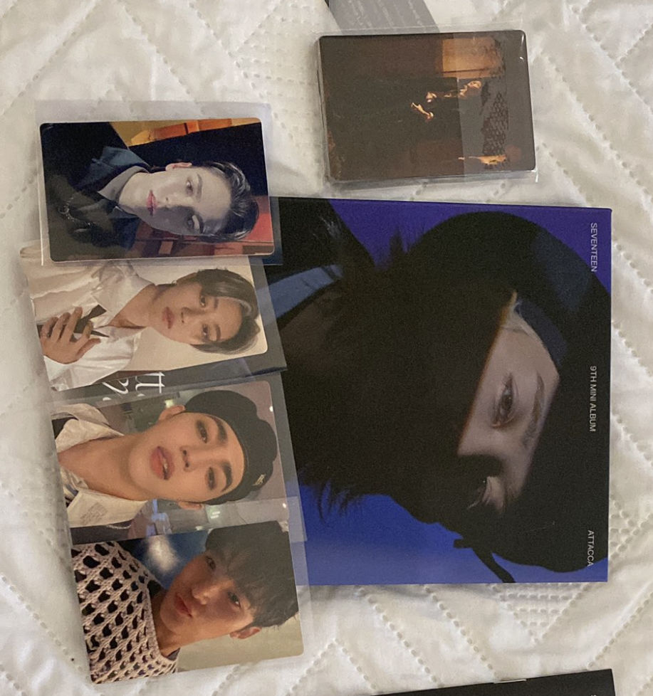 Customer photo review of SEVENTEEN - 9TH MINI ALBUM ATTACCA CARAT VER.
