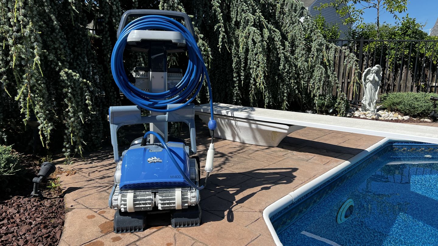 Customer photo review of Maytronics Dolphin M400 Robotic Pool Cleaner