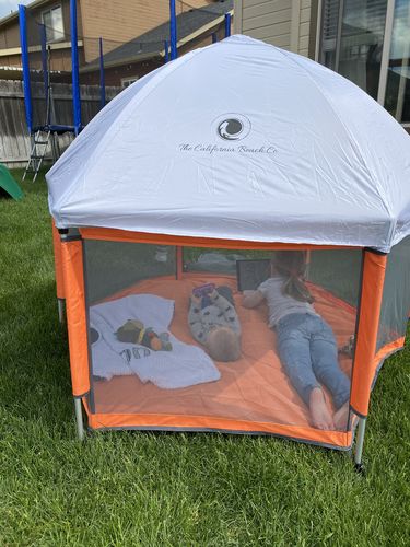 Customer photo review of Pop N' Go® Playpen