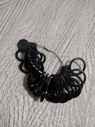 Customer photo review of B&CO Ring Sizer