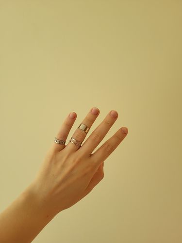 Customer photo review of 3pcs Hollow Out Rings