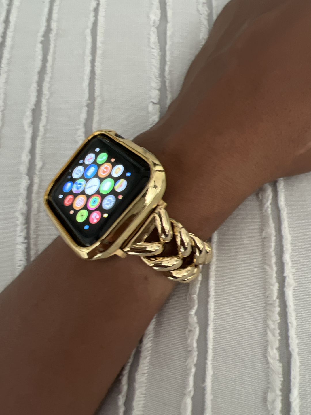 Customer photo review of Herringbone Band for the Apple Watch