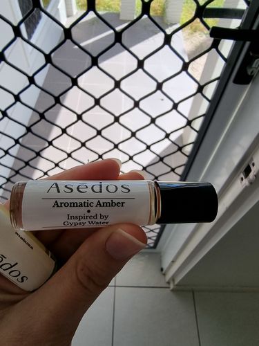 Customer photo review of AROMATIC AMBER PERFUME OIL