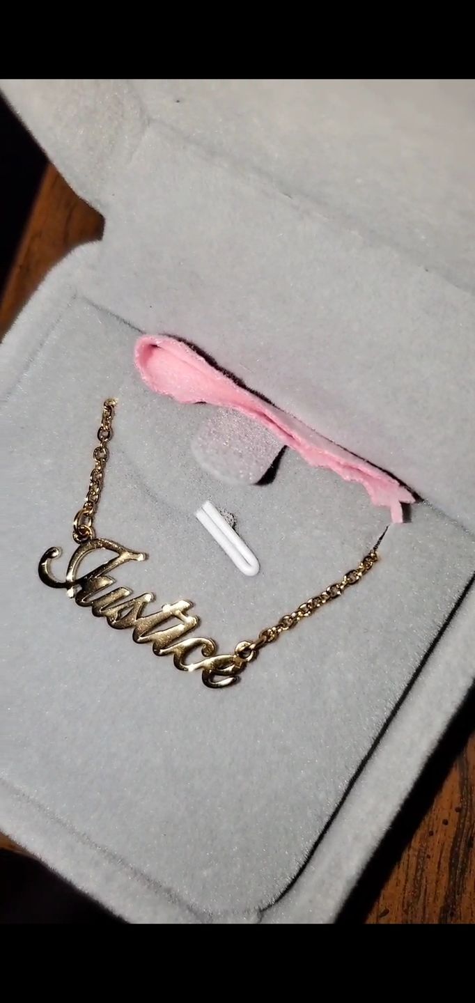 Customer photo review of LUX Name Necklace