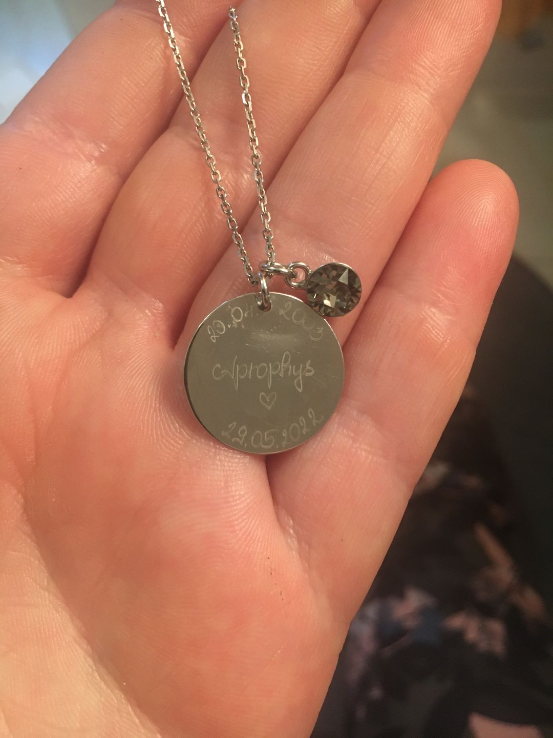 Customer photo review of Halskette mit Geburtsstein