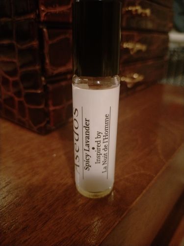 Customer photo review of SPICY LAVANDER PERFUME OIL