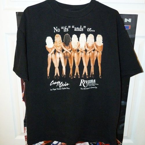 Customer photo review of Vintage Crazy Girls Las Vegas T Shirt Size XL