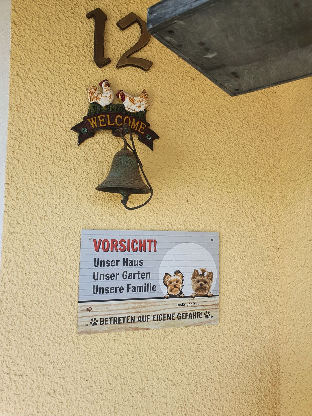 Customer photo review of Vorsicht - Individuelles Gartenschild