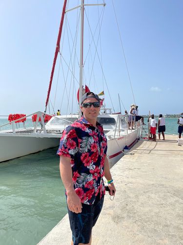 Customer photo review of Men's Tropical Hawaiian Floral Cotton Navy Blue Shirt