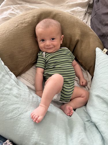 Customer photo review of MoonWomb™ ☾ + Stonewashed Linen (all available colors)