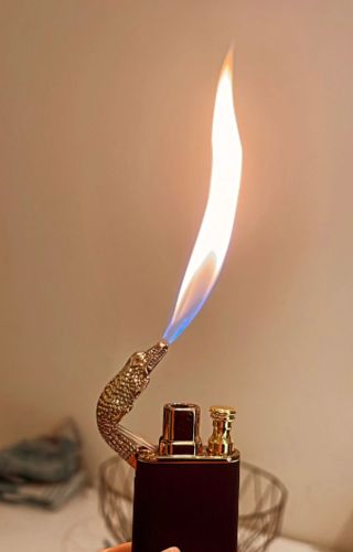 Customer photo review of Rogue™ - Dragon Breath Dual Flame Lighter