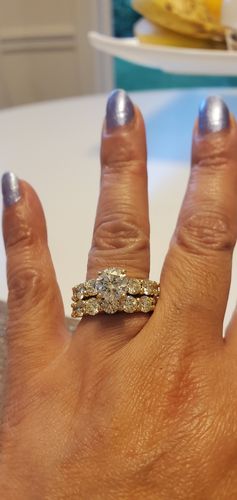 Customer photo review of 2.00 CT Round Cut Natural Diamonds - Wedding Band