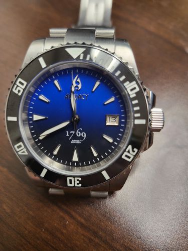 Customer photo review of Aquacy 1769 Hei Matau Men's Automatic 300M Half Blue Black Dive Watch Miyota 9015 1769.HBLB.B.S