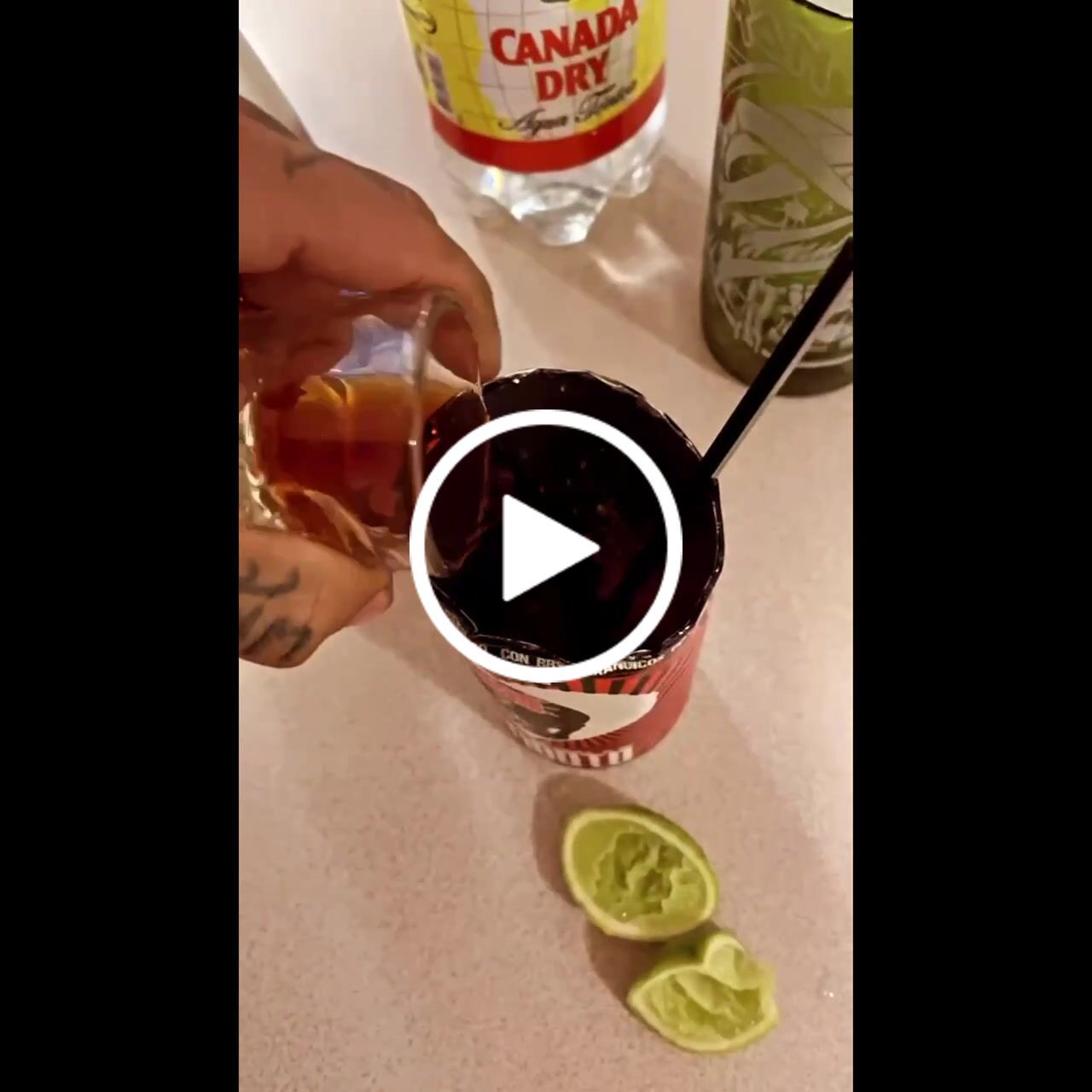 Customer video review of Juego de 6 Vasos Metaleros