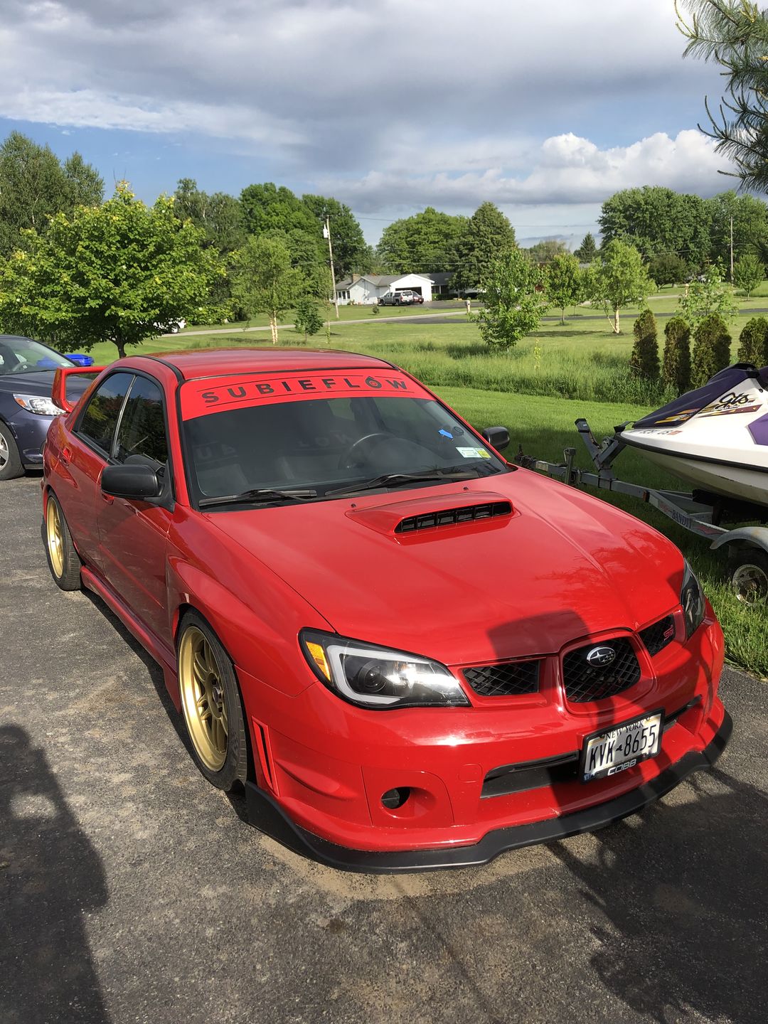 Customer photo review of Reverse Cut Windshield Banners