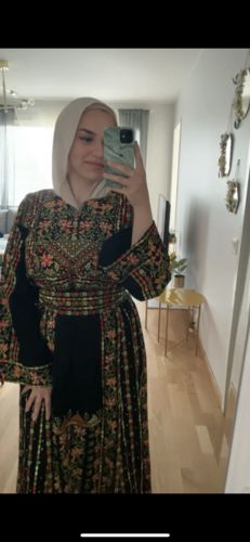 Customer photo review of Black/Olive Green Flowers Full Embroidered Thobe