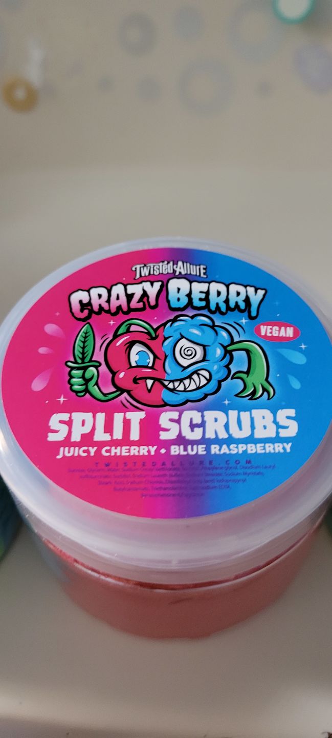 Customer photo review of Crazy Berry Split Scrub