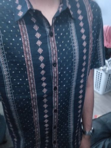 Customer photo review of Men's Retro Cotton Button Up 70s Short Sleeve Shirt