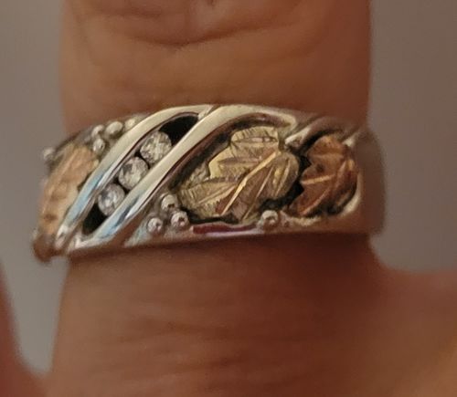 Customer photo review of Three Diamond Black Hills Gold Ring