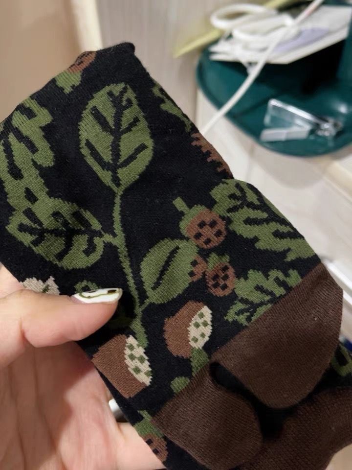 Customer photo review of Japanese Tabi Socks 【Chestnut Tree】