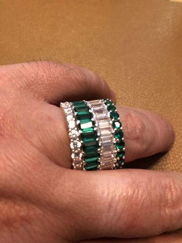 Customer photo review of Baguette Eternity Ring - Verde