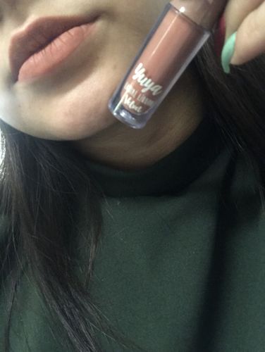 Customer photo review of Labiales Velvet - Edición Limitada