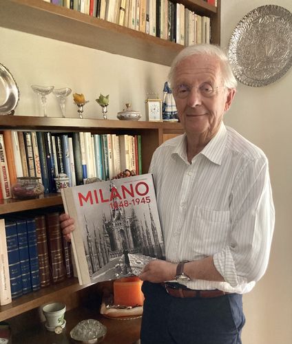 Customer photo review of Milano 1848-1945