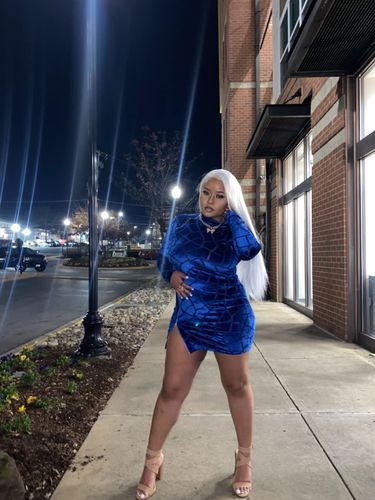 Customer photo review of Solid Color Party Zipped Design Split Mini Dress