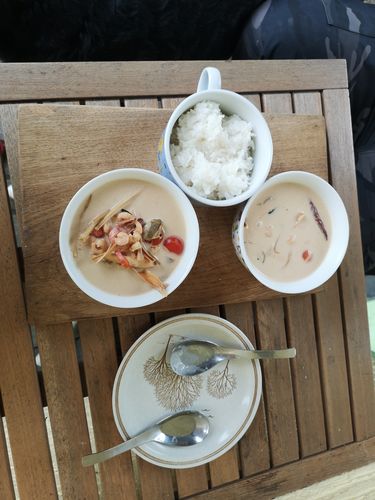 Customer photo review of Tom Kha Papierbox (für 3-4 Portionen) mit 400ml Kokosmilch und Reis