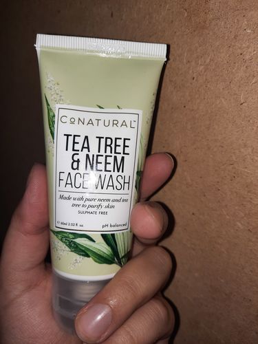 Customer photo review of Tea Tree & Neem Face Wash