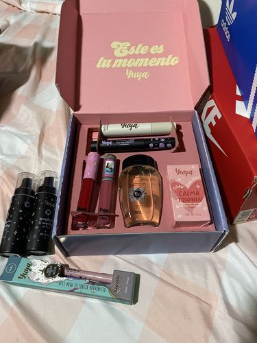 Customer photo review of Caja de Regalo Yuya