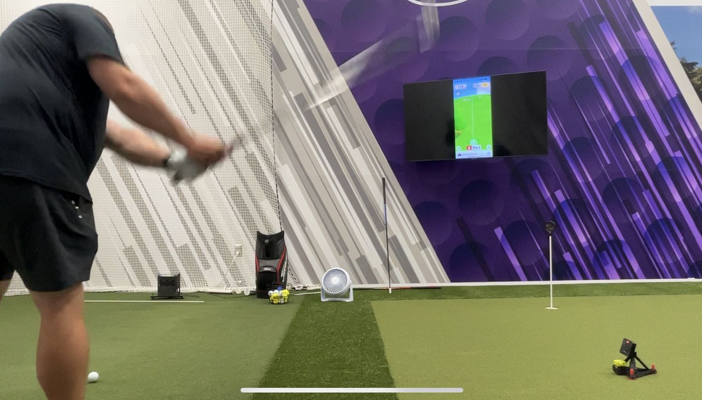 Customer photo review of Garmin Approach R10 Launch Monitor and Golf Simulator