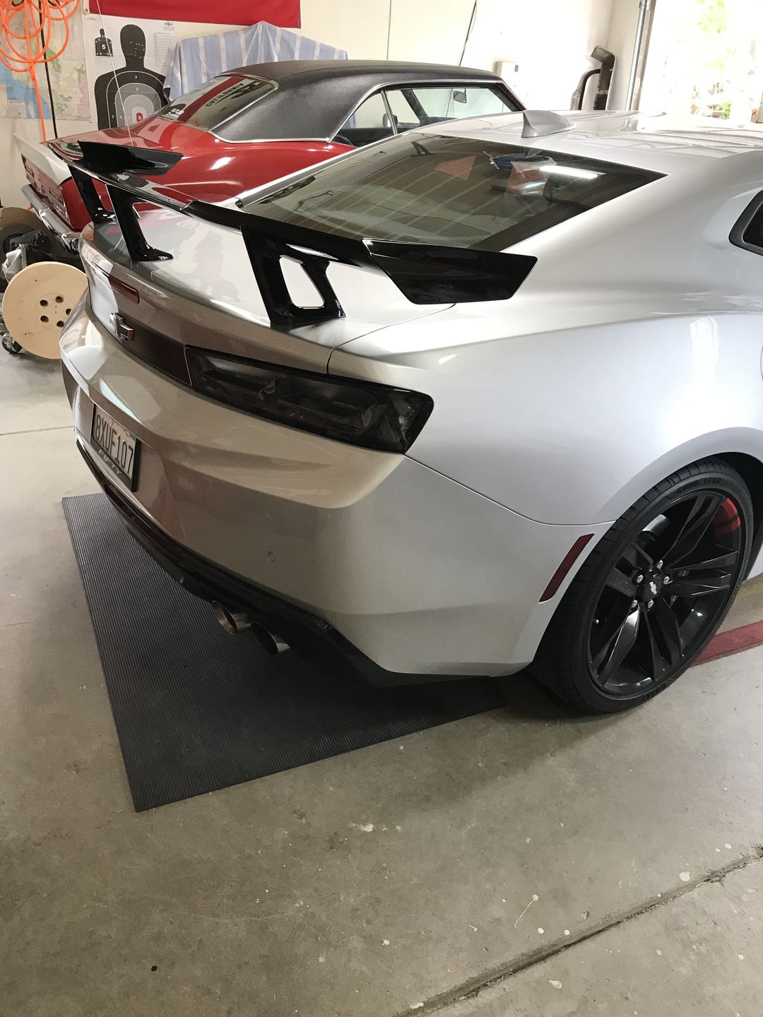 Customer photo review of Camaro Zl1 1LE Rear Trunk Spoiler High Wing