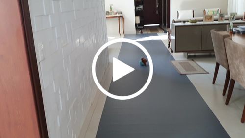 Customer video review of Tapete Moeda