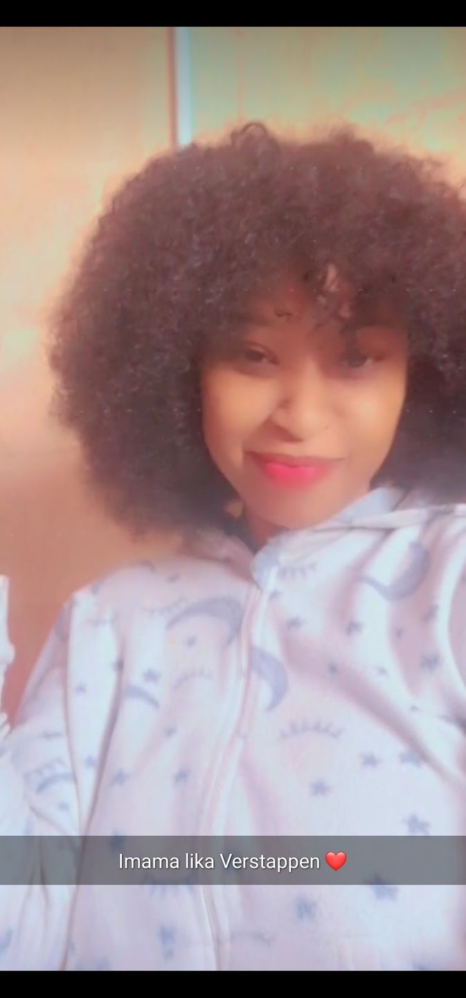 Customer photo review of Brazilian Kinky Curl Fringe - Gabby